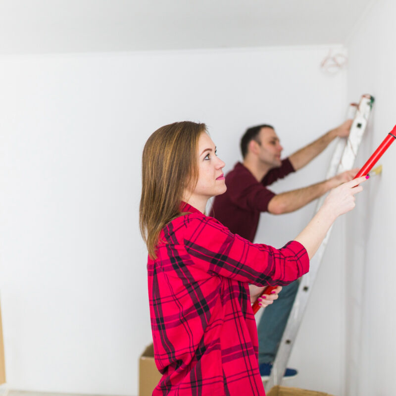 paint interior walls